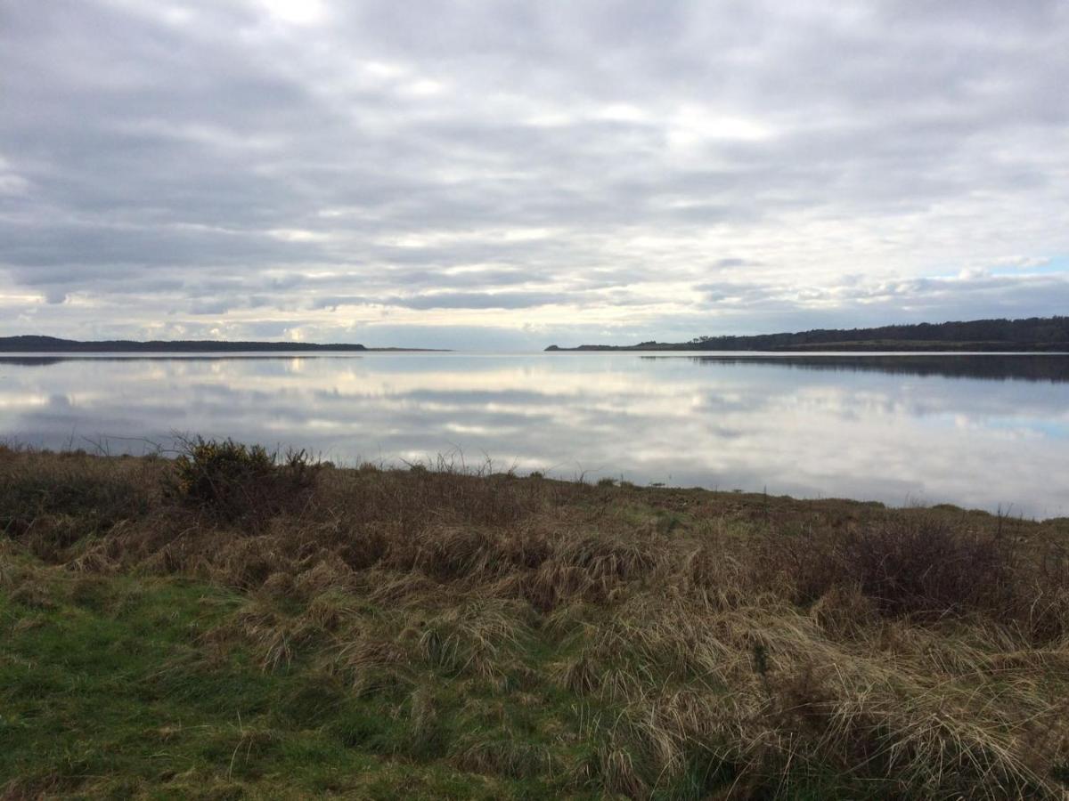 Llanw Malltraeth - Malltraeth Tides Llangadwaladr  Buitenkant foto